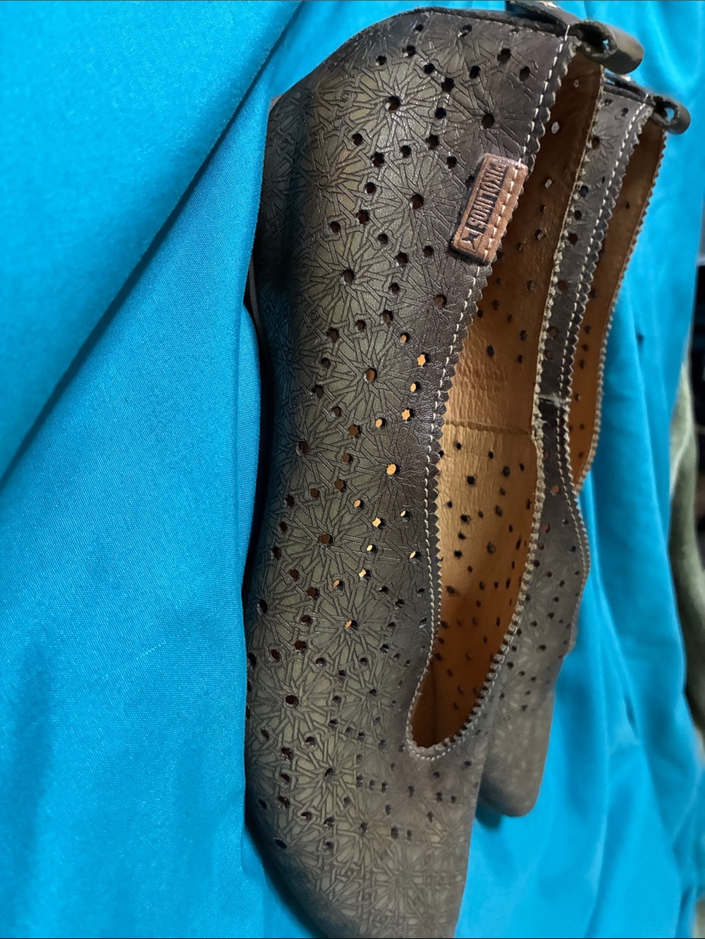 Pikolinos  olive Laser-Cut Floral Leather Ballet Flats